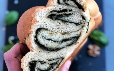 Braided Bread with Superfood Pesto (vegan)